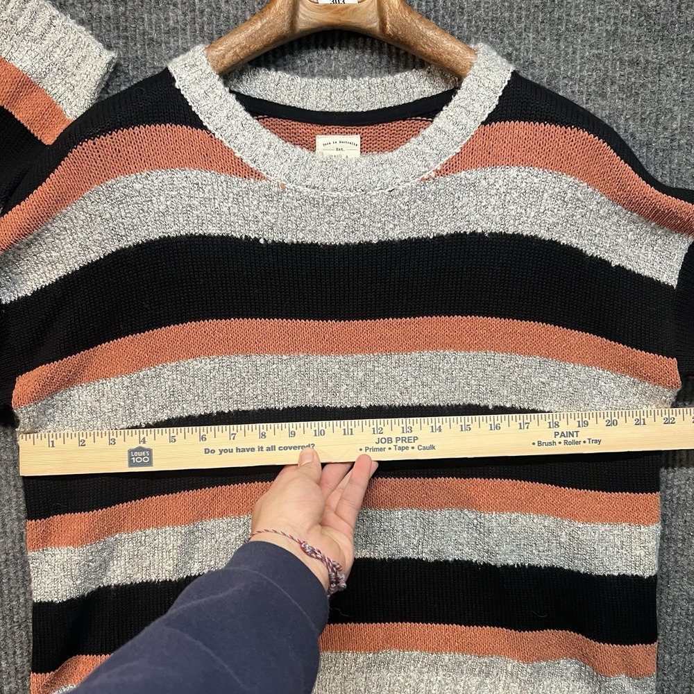 Billabong Sweater Womens Medium‎ Striped Gray Red Black Long Sleeve Knitted - Picture 3 of 5